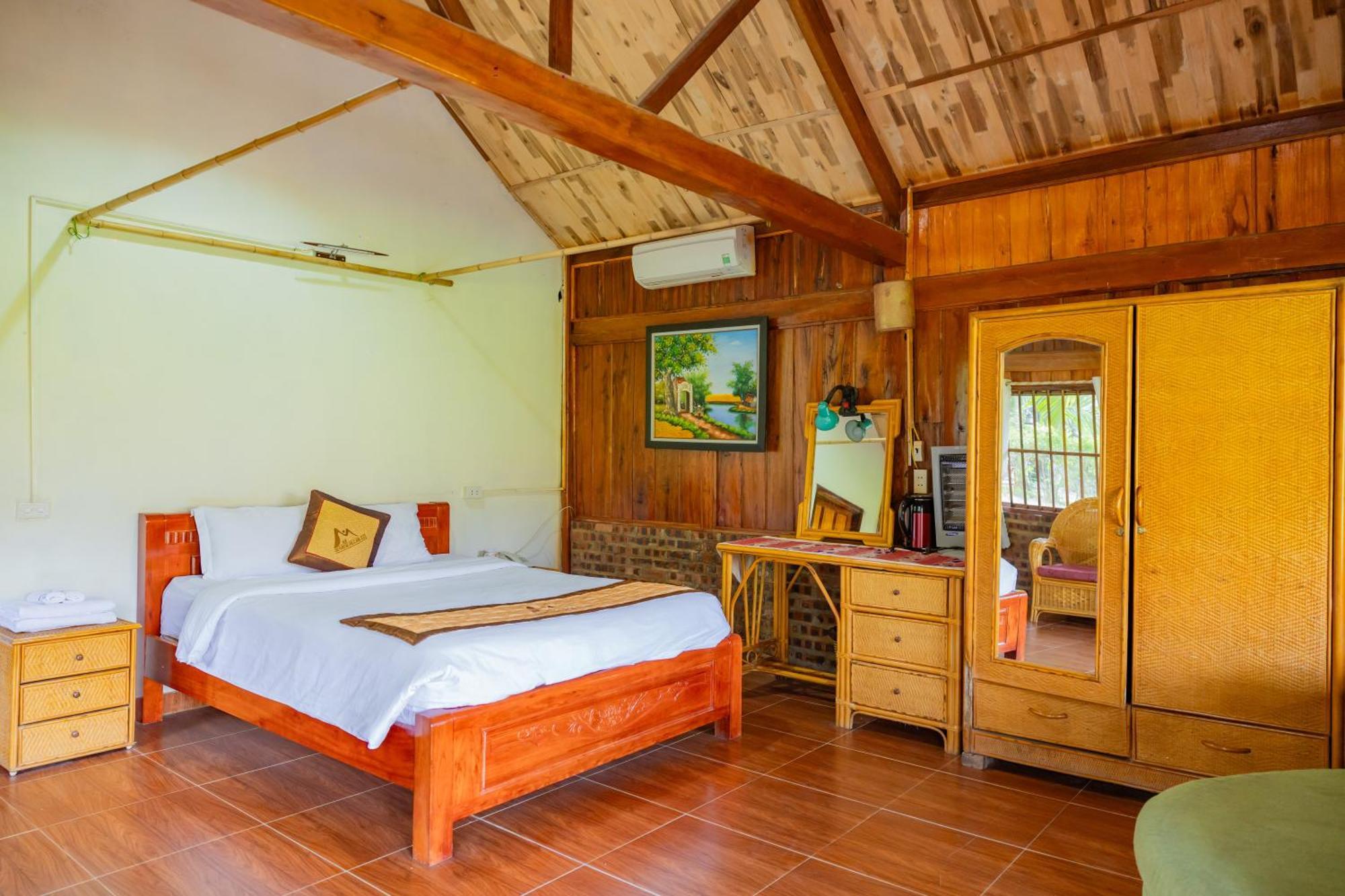 Sunrise Village Mai Châu