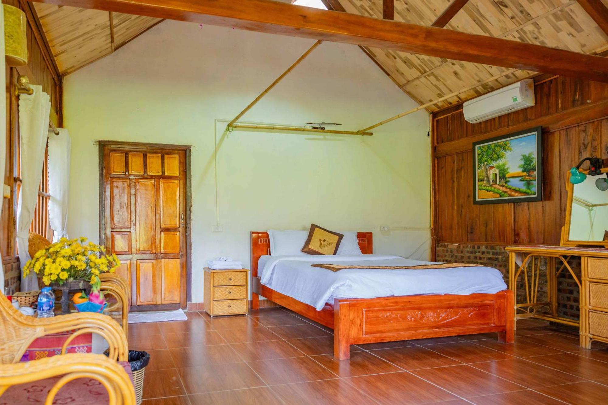 Sunrise Village Hotel Mai Châu